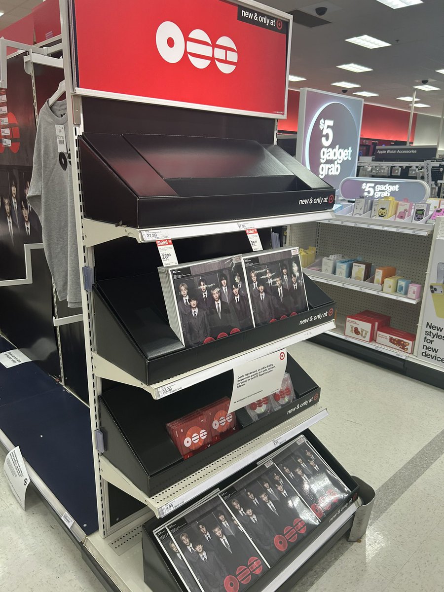 Bee⁷🧸IS SEEING BTS 𝜗𝜚 ˖ ݁𖥔 ݁˖ tweet media