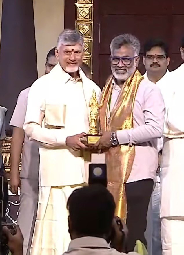 Pᴀʀᴠᴀᴛʜᴀɴᴇɴɪ Rᴀᴍʙᴀʙᴜ tweet media