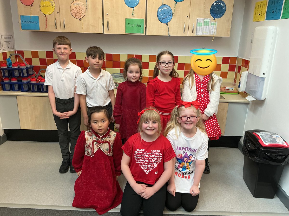 Miss Whitehead tweet media