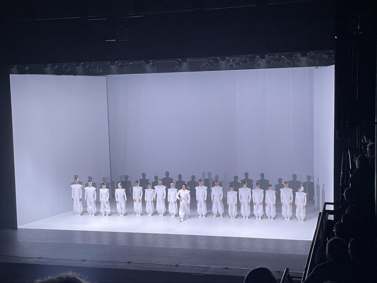 Stuart King, Head Reviewer, London Box Office. tweet media