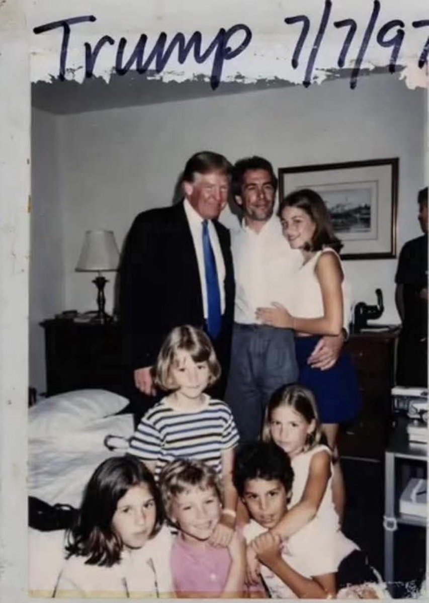 Eric Yake tweet media