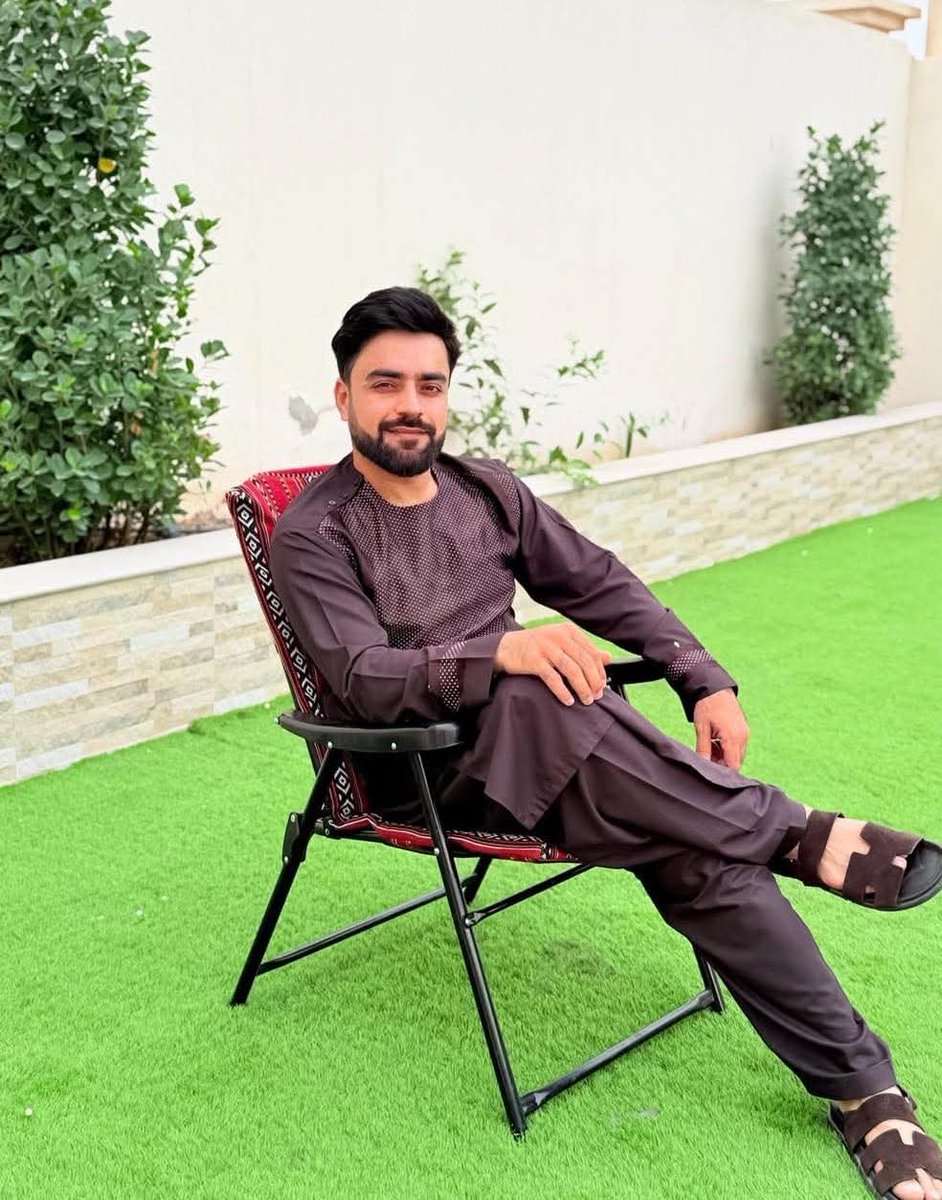 راشد خان تازه د عید ورځې په خوشګواره موډ  کې.🇦🇫🫡❤️