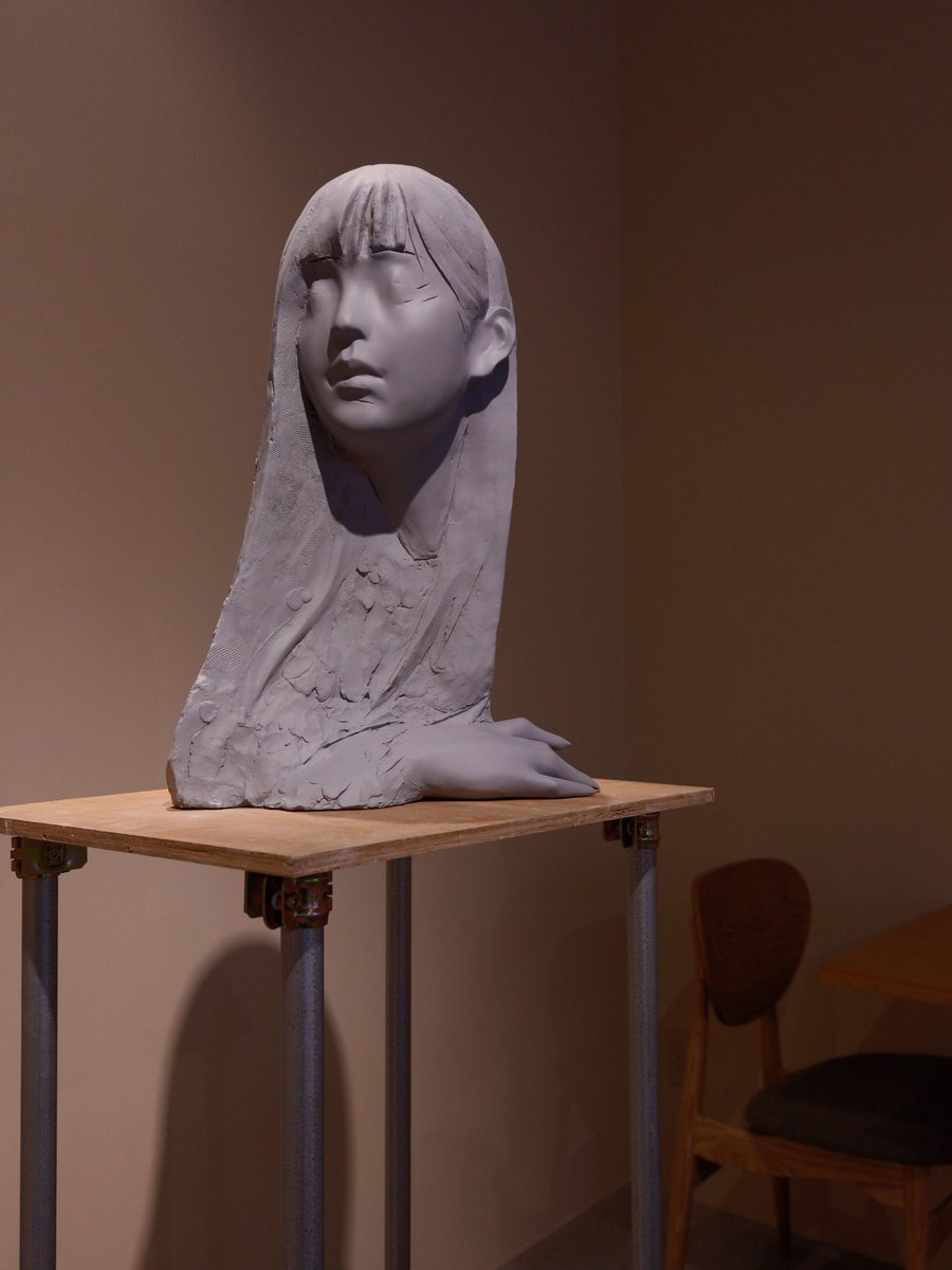 ON READING tweet media