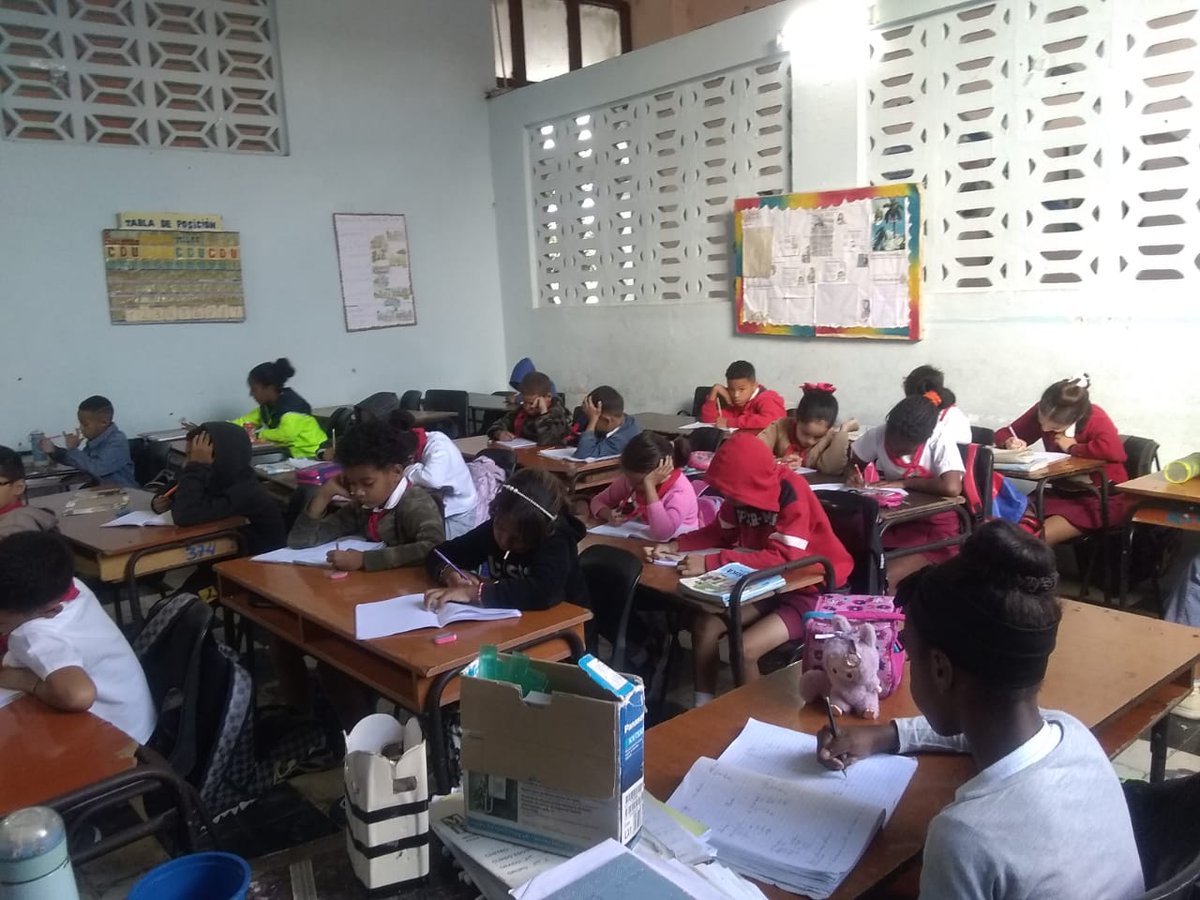 A la Educación en Regla ❤️🇨🇺 proceso de enseñanza y aprendizaje de los educandos
<a href="/DirectEducaHab/">Karenia Marrero Arrechea</a> 
<a href="/YolivanC41557/">Yoliván Prevost Candó</a> 
<a href="/SaerySerrano/">Saery Serrano</a> 
<a href="/IzquierdoAlons1/">Livan Izquierdo Alonso</a> 
<a href="/YanetHzP25/">Yanet Hernández</a>