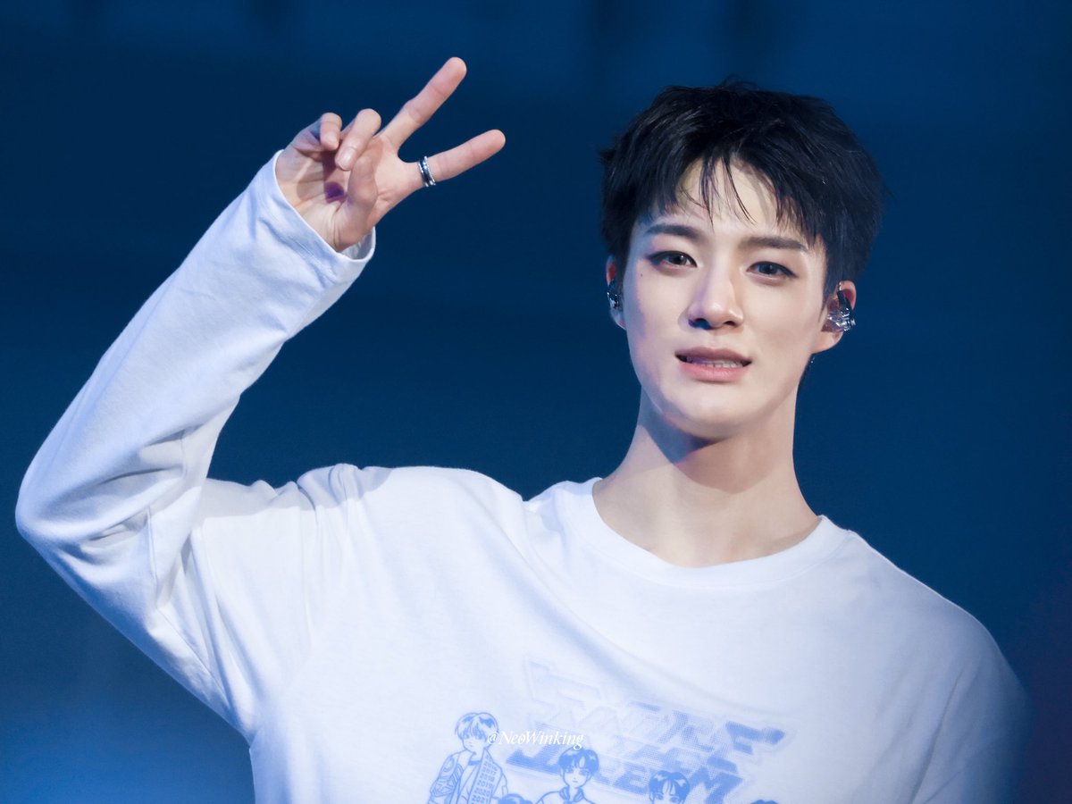 loving_127's tweet photo. 260320 드림쇼4 앙콘
🐶✌🏻
#Jeno #제노
#NCTDREAM #THEDREAMSHOW4 #FUTURETHEDREAM
#NCT https://t.co/Y4QYYYwYCd