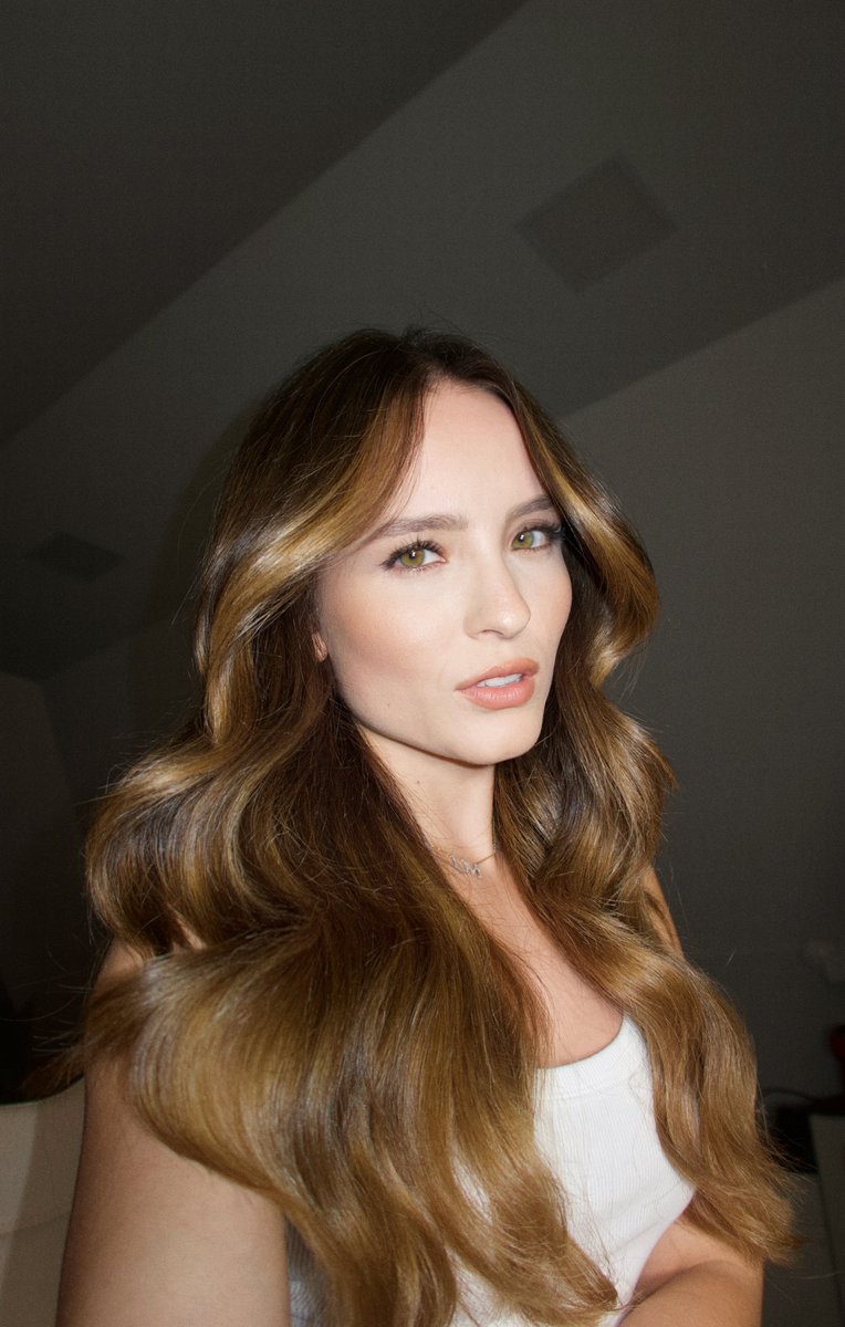 Larissa Manoela tweet media