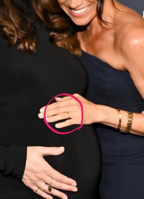 Mollie'sMama tweet media