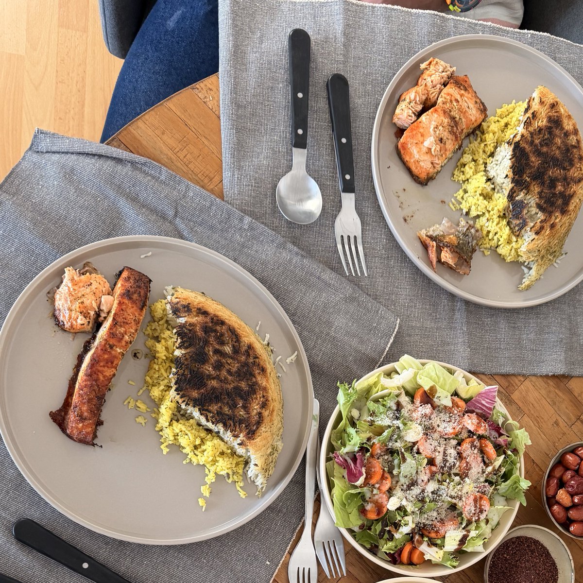 نیما + NiMA tweet media