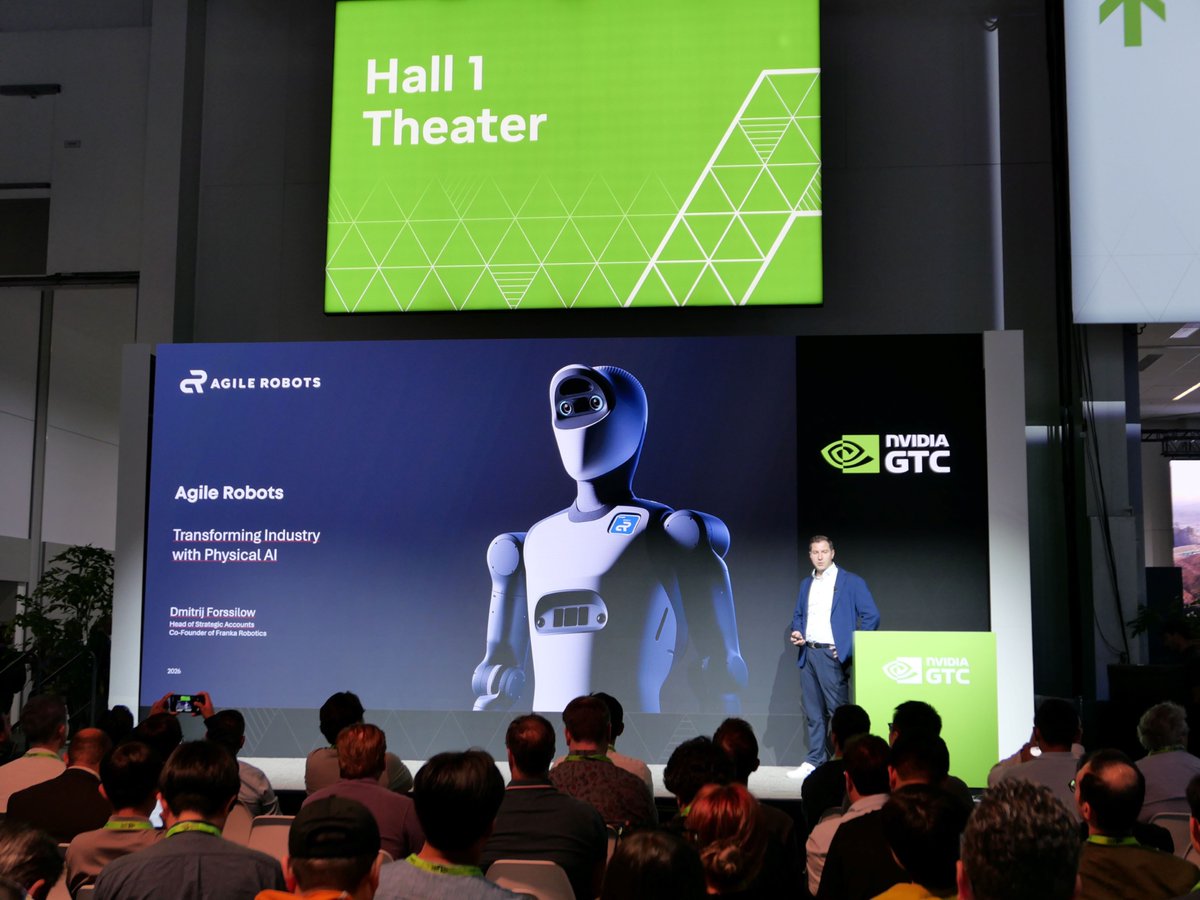 FRANKA ROBOTICS tweet media