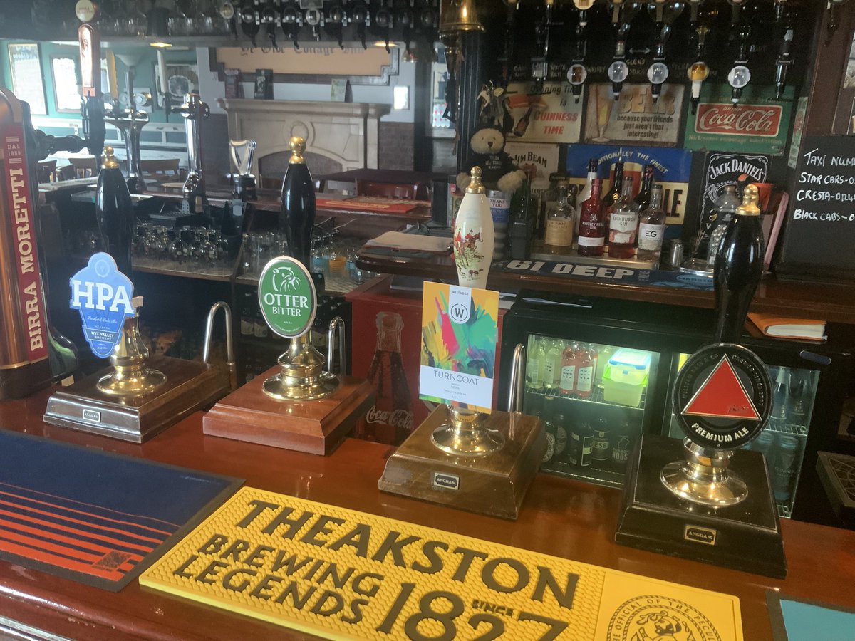 Olde cottage tweet media