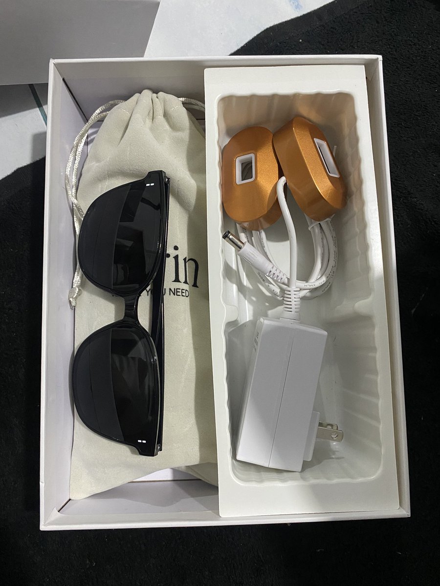 iiing_ing14's tweet photo. ส่งต่อ 🌟‼️
เครื่องเลเซอร์ Parin IPL Gen3 1700฿ รวมส่ง (ได้มา2700+) จำนวนช็อตเหลือเยอะมาก
อุปกรณ์ครบยกเว้นมีดโกนนะคะ
#ส่งต่อเครื่องสําอาง #ส่งต่อสกินเเคร์
#Parin #Paringen3 #เครื่องเลเซอร์กำจัดขน #ส่งต่อParin #ส่งต่อ #เครื่องเลเซอร์Parin https://t.co/6ONFQRr7gA