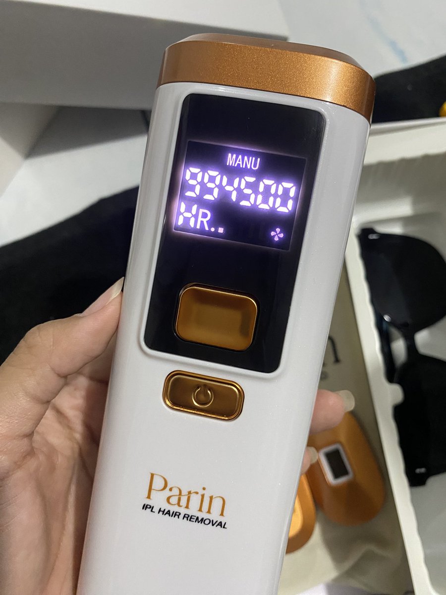 iiing_ing14's tweet photo. ส่งต่อ 🌟‼️
เครื่องเลเซอร์ Parin IPL Gen3 1700฿ รวมส่ง (ได้มา2700+) จำนวนช็อตเหลือเยอะมาก
อุปกรณ์ครบยกเว้นมีดโกนนะคะ
#ส่งต่อเครื่องสําอาง #ส่งต่อสกินเเคร์
#Parin #Paringen3 #เครื่องเลเซอร์กำจัดขน #ส่งต่อParin #ส่งต่อ #เครื่องเลเซอร์Parin https://t.co/6ONFQRr7gA