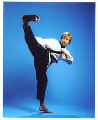 TimPerry401's tweet photo. RIP TO THE GREAT CHUCK NORRIS
Bodyguard for the angels https://t.co/xSL83Nr3TN