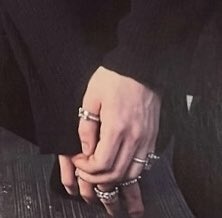 UGH!⁷ ʲᵘˡᵉˢ WE'RE SO BACK tweet media