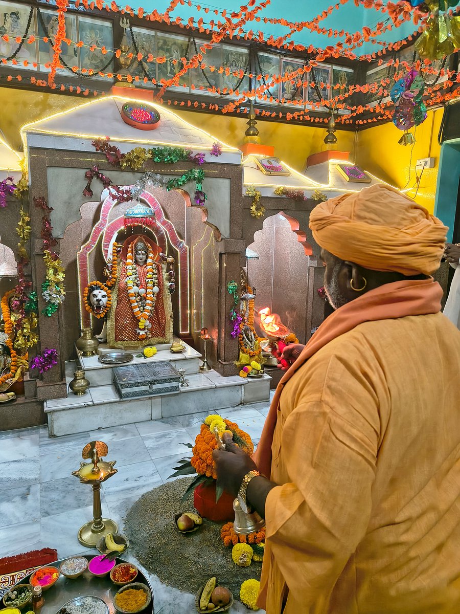 Shri Gorakhnath Mandir tweet media