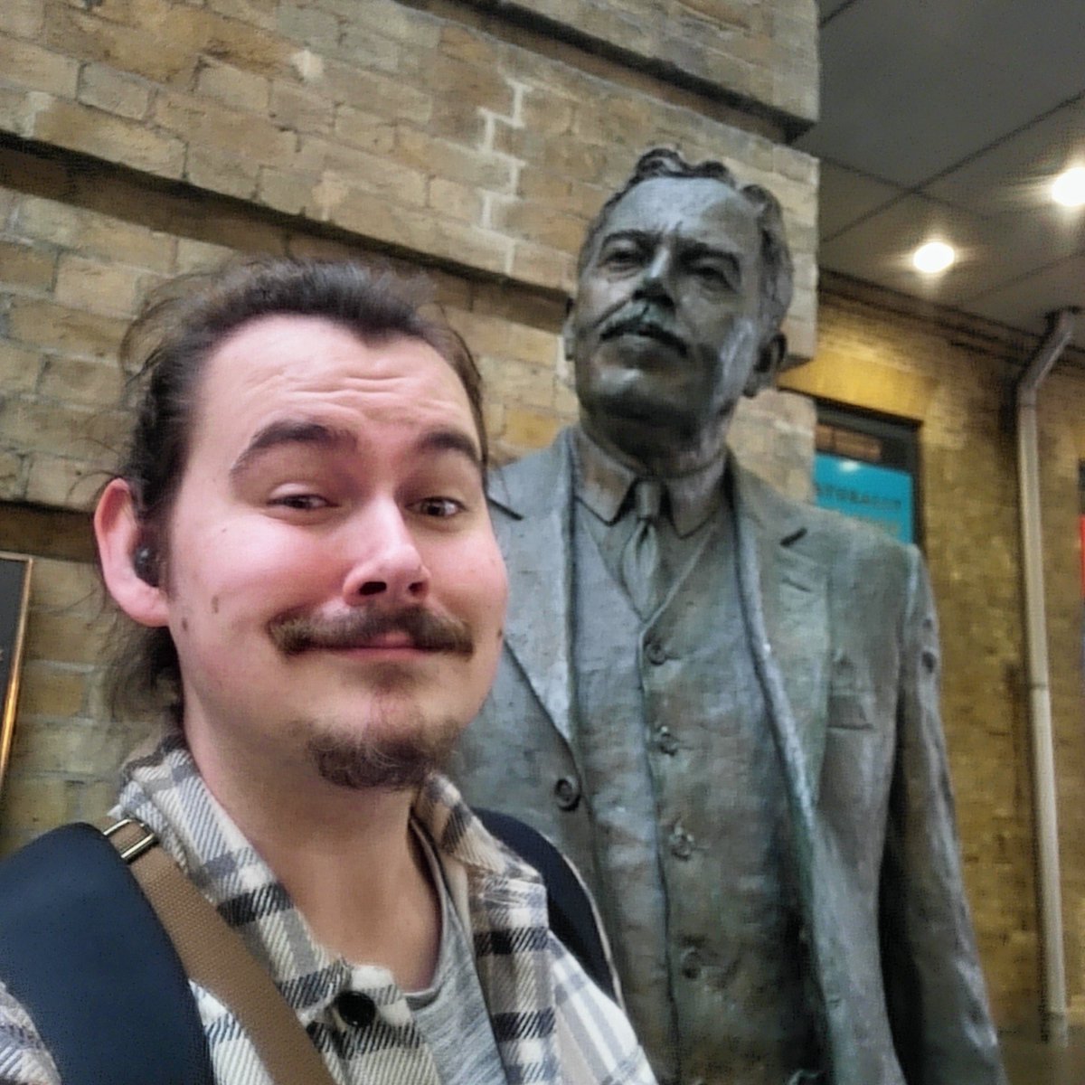 DoubleM Models tweet media