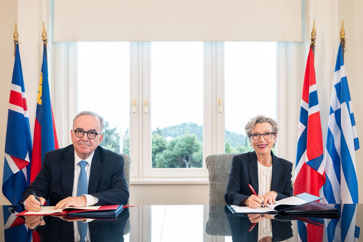 Νίκος Παπαθανάσης tweet media