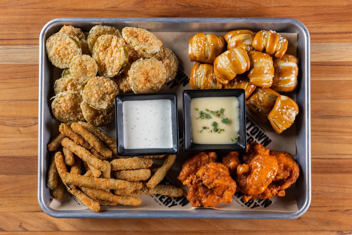 For the friend who says I will just have a bite of everything 👀

Bricktown Sampler!

Share it… or do not. We will not judge.

Here for a limited time.

#FridayMotivation