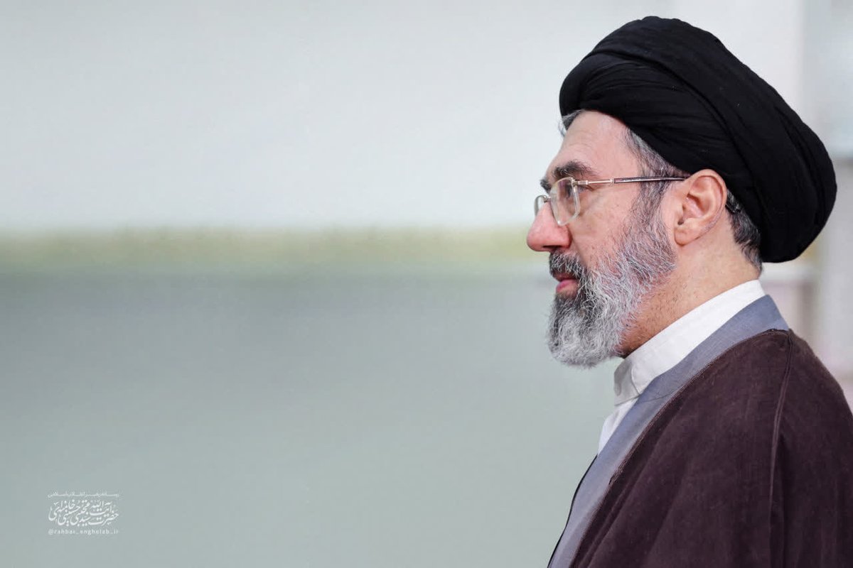 🇮🇷 ساسان دانش پژوه tweet media