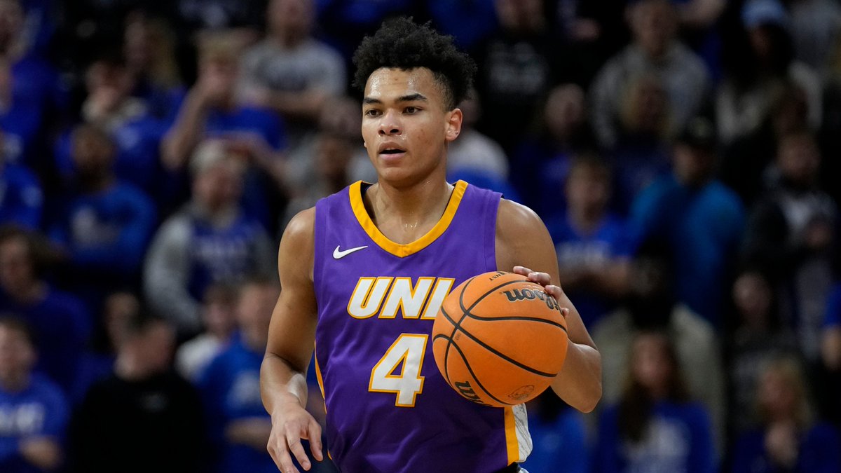 MARCH MADNESS DAY 2 SIDES

3U Iowa -2 vs Clemson
2U Northern Iowa +9.5 vs St. John's
2U Utah State -2 vs Villanova
1U Mizzou ML +110 vs Miami