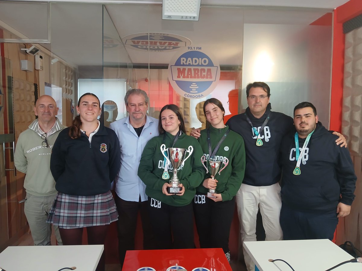 RadioMarcaCord's tweet photo. 🚨#DMCórdoba 20-M
⚽#tertuliónblanquiverde con @AthosTriste @seoane89 @alvariitooccf @franperez70
🏀De club a club (@IMDECO_) conocemos a @cordobacb y @CordobasketCD tras sus éxitos en el Andaluz Júnior Femenino 
🏃Francisco Gil (Camino Mozárabe)
⚽Fútbol femenino con @josema_cb https://t.co/OSErQM8nGK