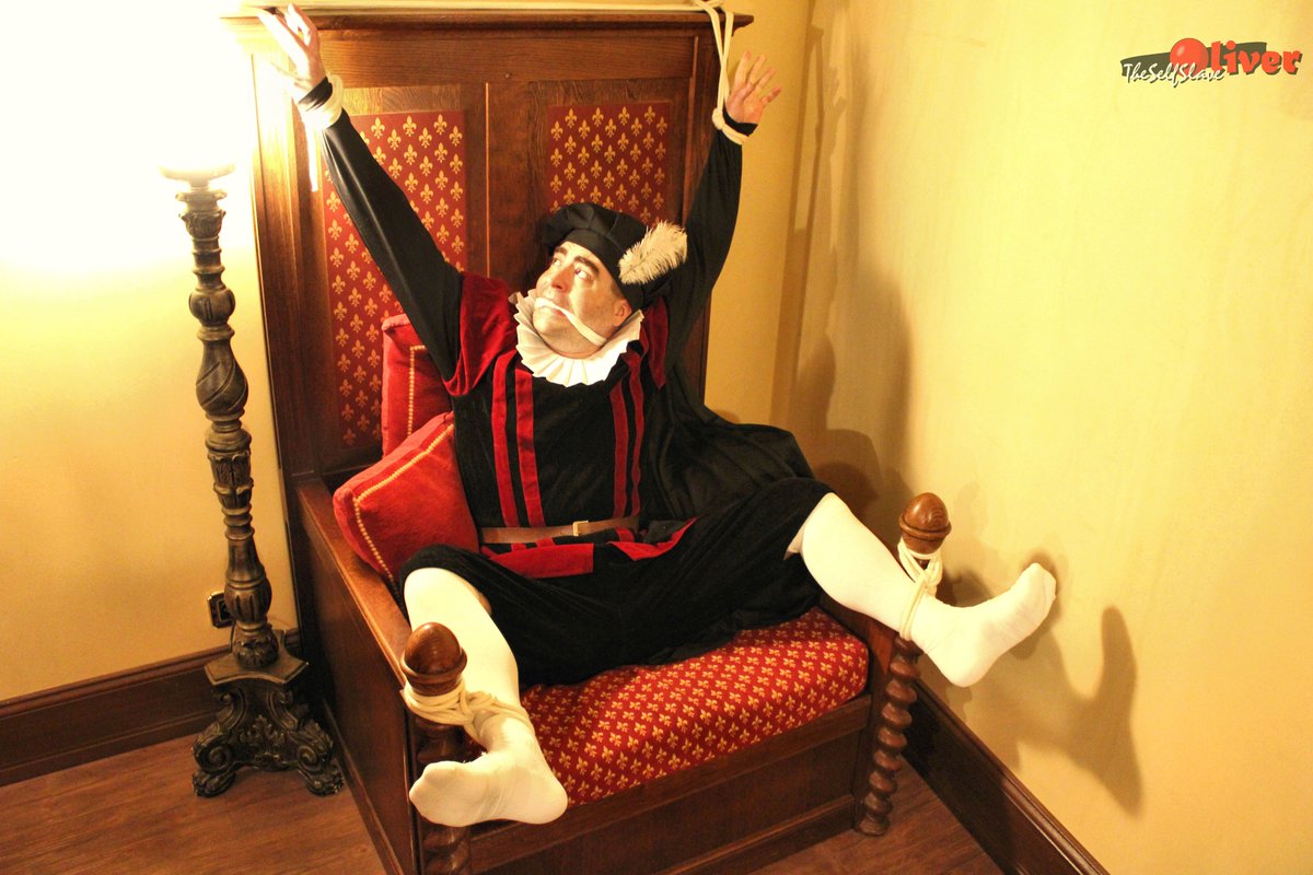 OliverTheSelfSlave tweet media