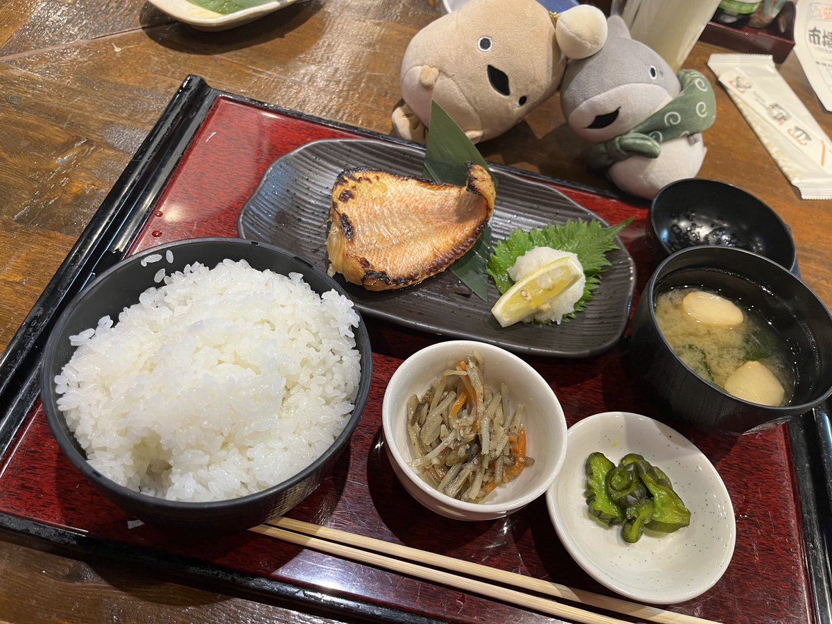 りょうか氏と路上LIVEからのお食事会でしたよ🐟
路上LIVEにお立ち寄りくださった皆様、誠にありがとうございました🙇
<a href="/mothershipryoka/">MOTHERSHIP</a> 
#てっちゃんのもぐもぐタイム
