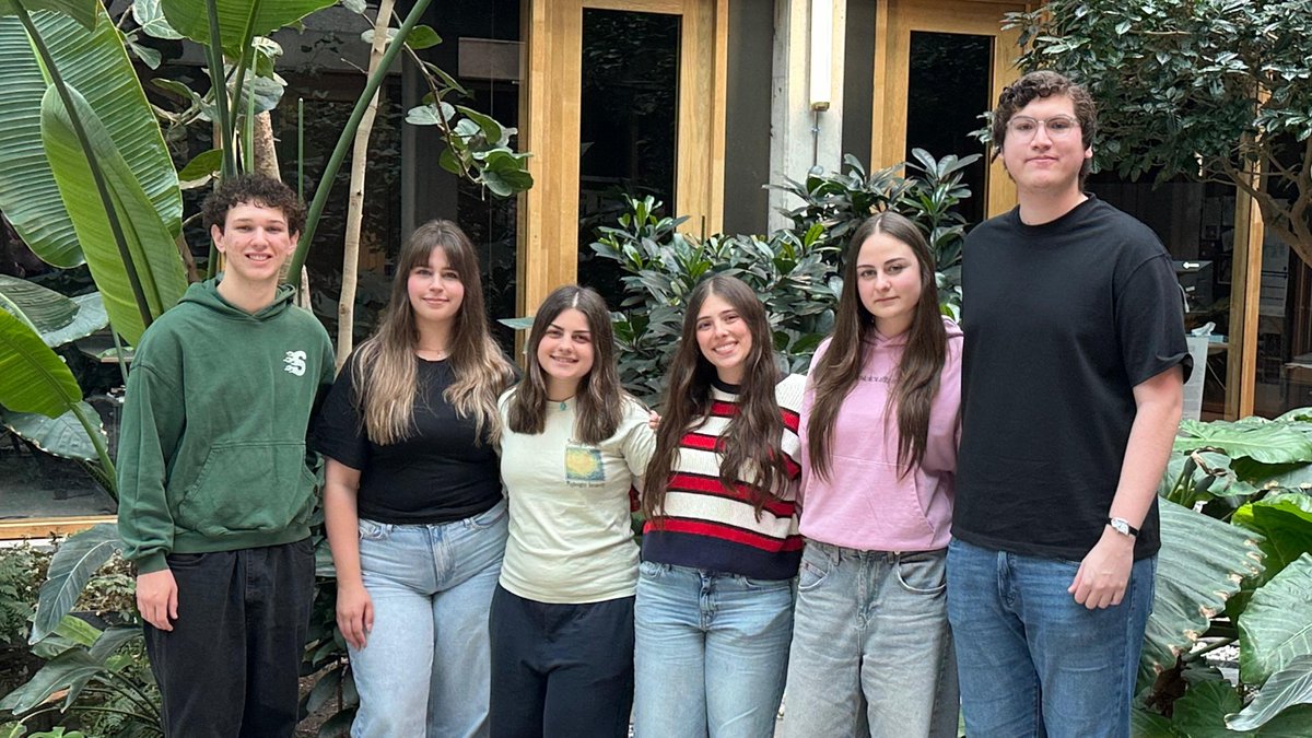 UStudyNL's tweet photo. Get to know the team and how they help students navigate university life, settle in with confidence, and truly make the most of their experience abroad.

#InternationalStudents #StudyInNetherlands #StudentLife 

👉 Learn more: https://t.co/XnekKPbb7I https://t.co/oWE4B8IFWb
