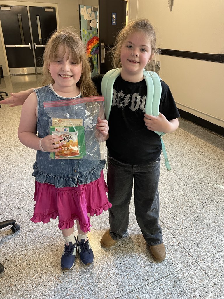 Campus School Library tweet media