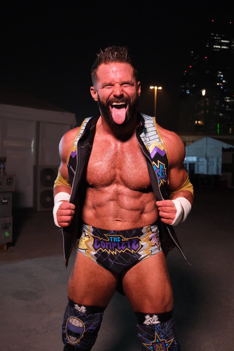 𝐀𝐥𝐰𝐚𝐲𝐳 𝐑𝐞𝐚𝐝𝐲. tweet media