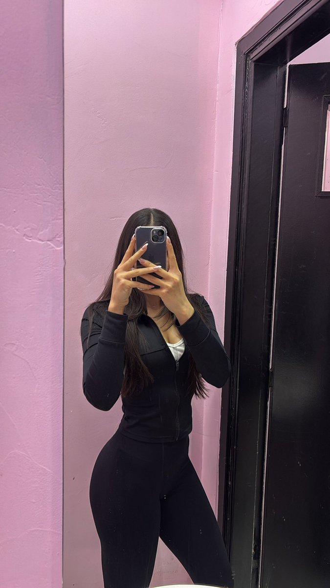 wolflamar tweet media