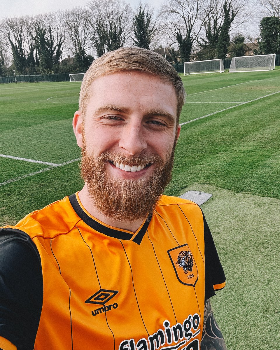 Hull City tweet media