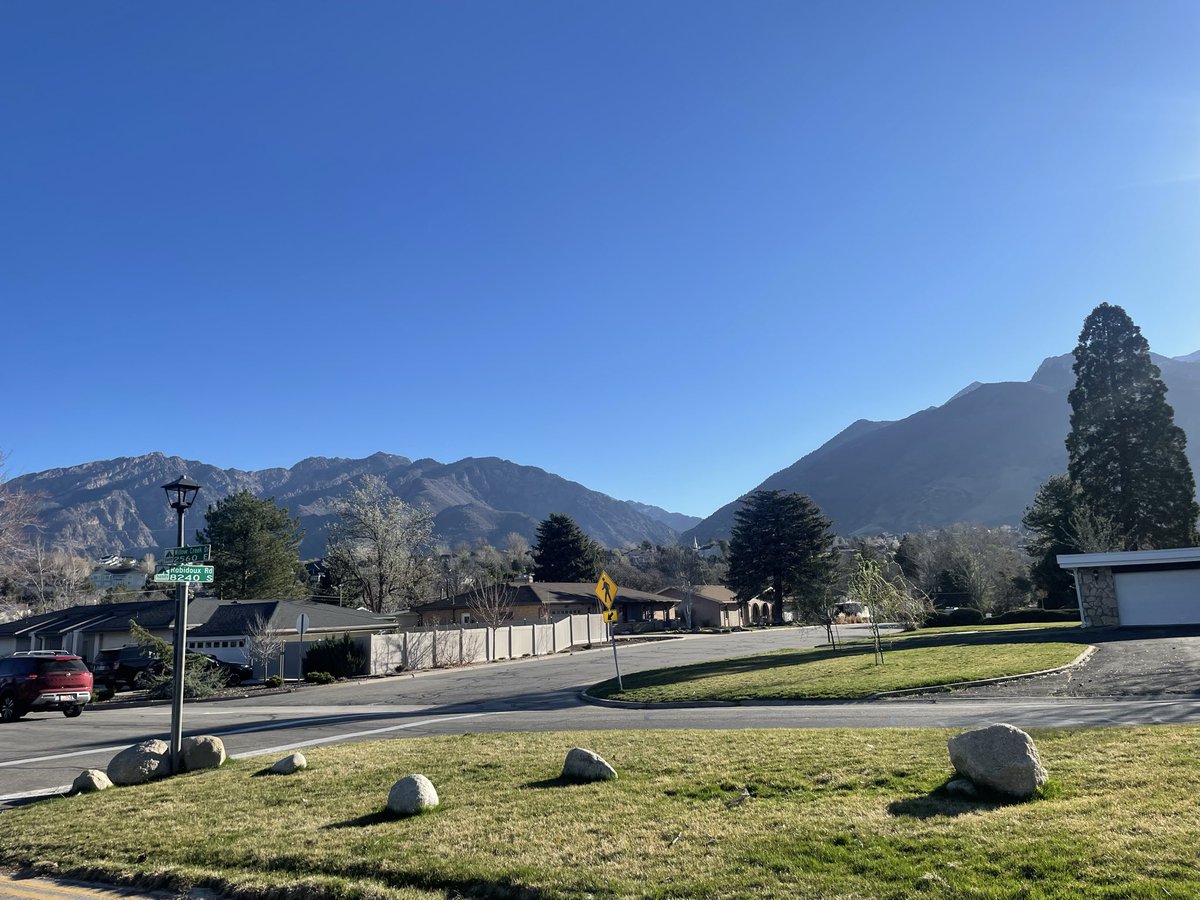 LoreleiEllen's tweet image. Happy Friday!

💙⛰️

#Utah