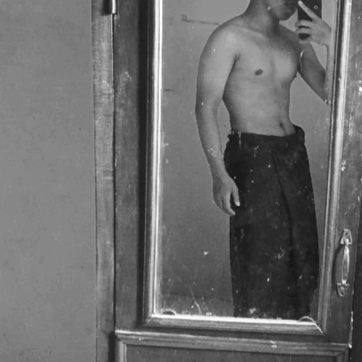 kkiddntsleep tweet media