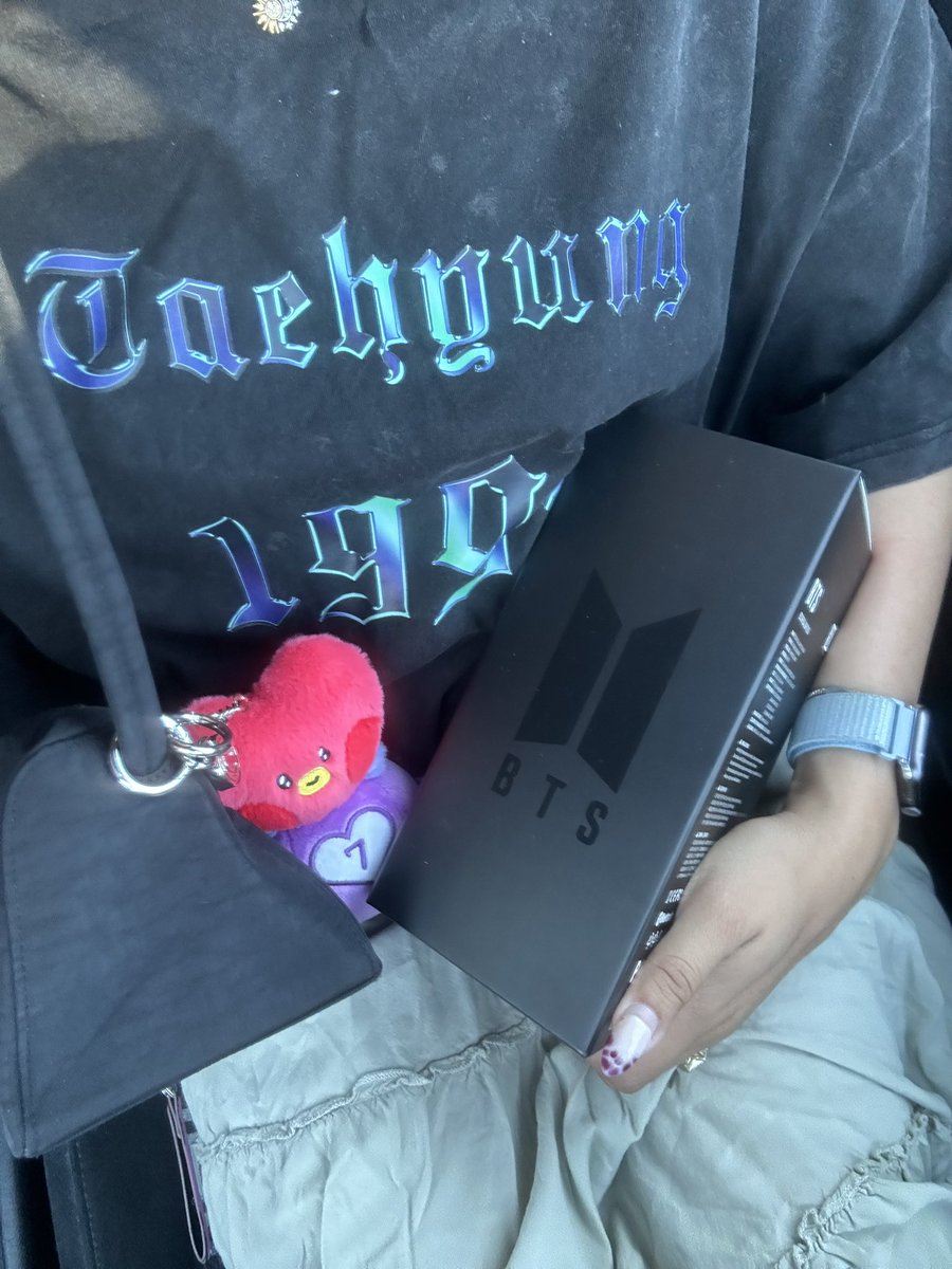 chrystal⁷ is seeing bts!! 🌟 tweet media