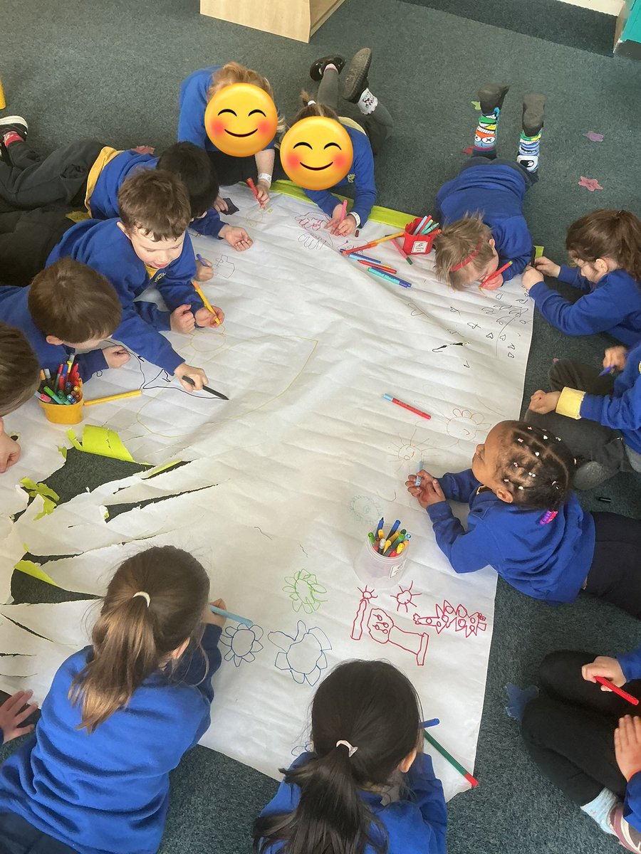 StMaryB17's tweet image. Reception were challenged to draw with their non-dominant hand to celebrate Down Syndrome Awareness Day! #EYFS #DSAD