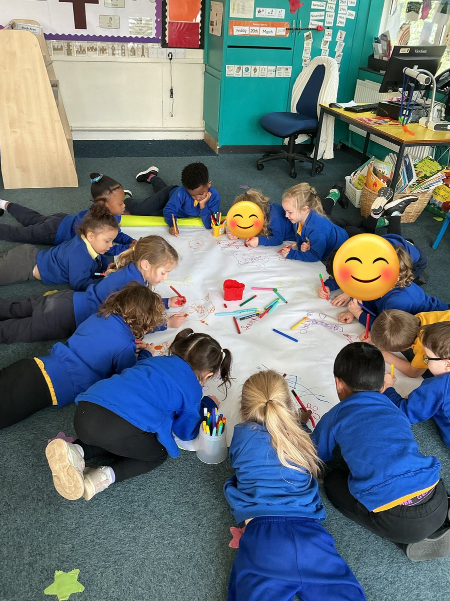 StMaryB17's tweet image. Reception were challenged to draw with their non-dominant hand to celebrate Down Syndrome Awareness Day! #EYFS #DSAD