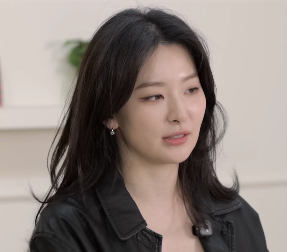 its honestly insane how seulgi keeps getting prettier