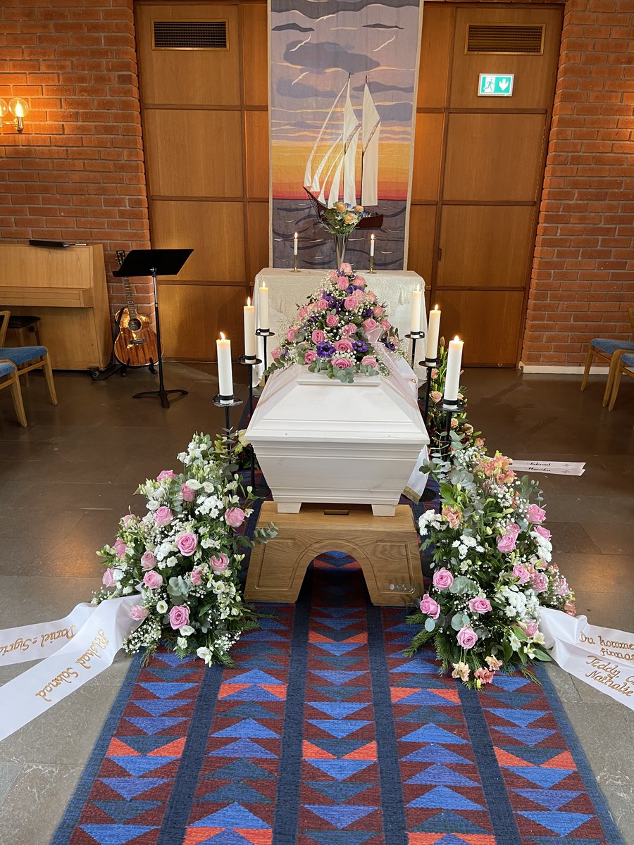 Carina S tweet media