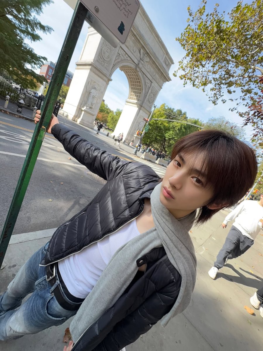 𝒶𝒾𝓁𝒶 tweet media