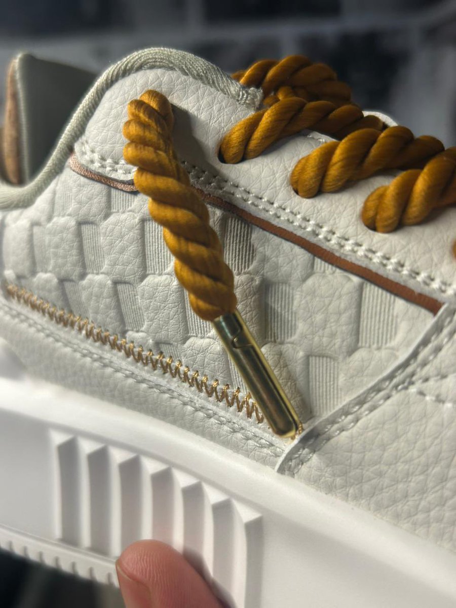 Theo Baloyi tweet media