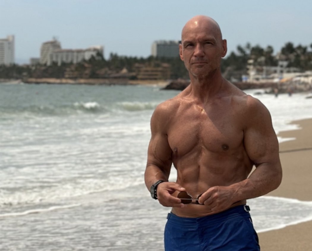 AgelessMeta's tweet image. How do I compare to someone in their 30’s?

I’m 62

Not a transformation
Not a comeback

Just what happens when you start early and never stop

The question isn’t whether you’re too old to start

Just start now

#BuiltToLast #FitOver60 #Ageless