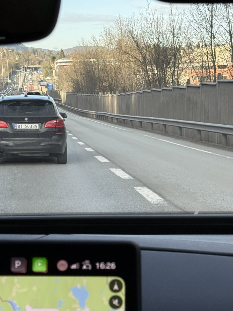 Daniel Vassbund tweet media