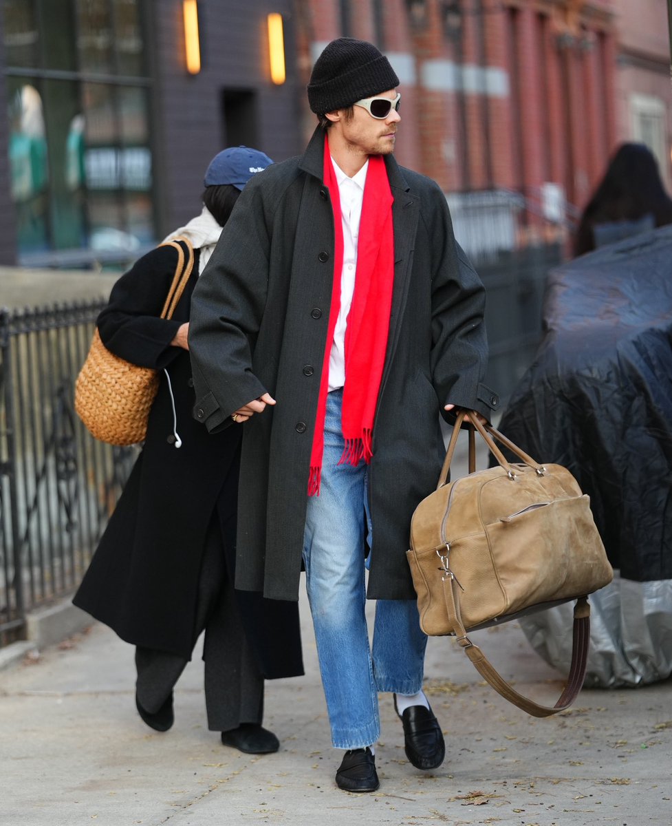 HS Candids tweet media