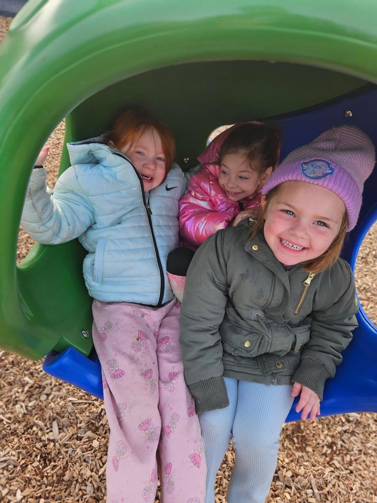 WashingtonD50's tweet photo. Throwing it back to sunny playground moments as we look ahead to warmer days! ☀️🌷 Wishing all our families a fun, safe, and relaxing Spring Break! #SpringBreak #TheWashingtonWay https://t.co/YPGjACyJO4