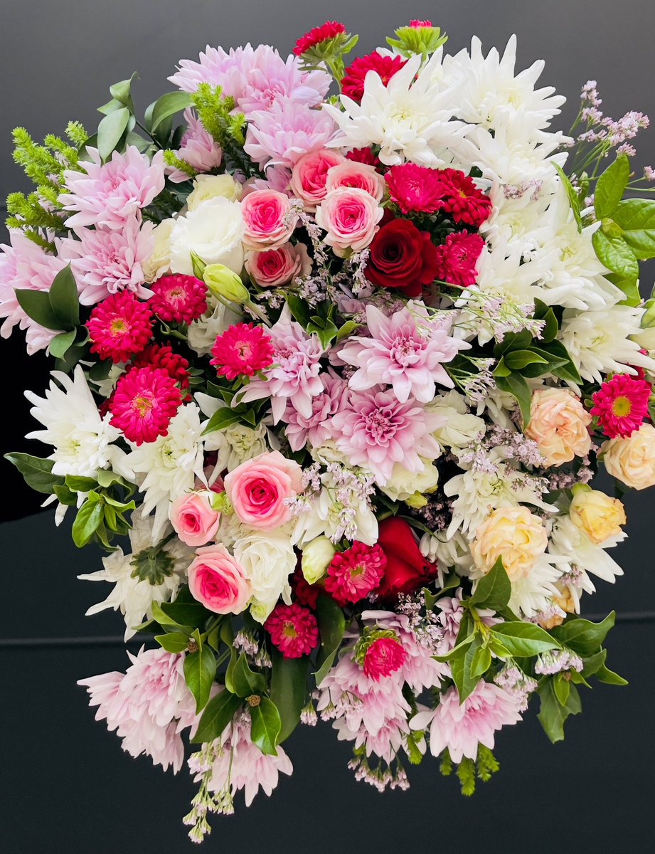 NonosFlowers's tweet photo. In the words of one colourful Cobrizi, “it’s MASSIVE!” Order your bouquet now on 0817030250 (WhatsApp). #NonosFlowers https://t.co/ZZ7hliCvPG