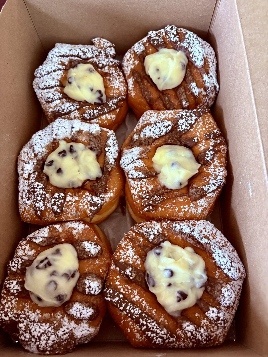 Aurora Gambit tweet media