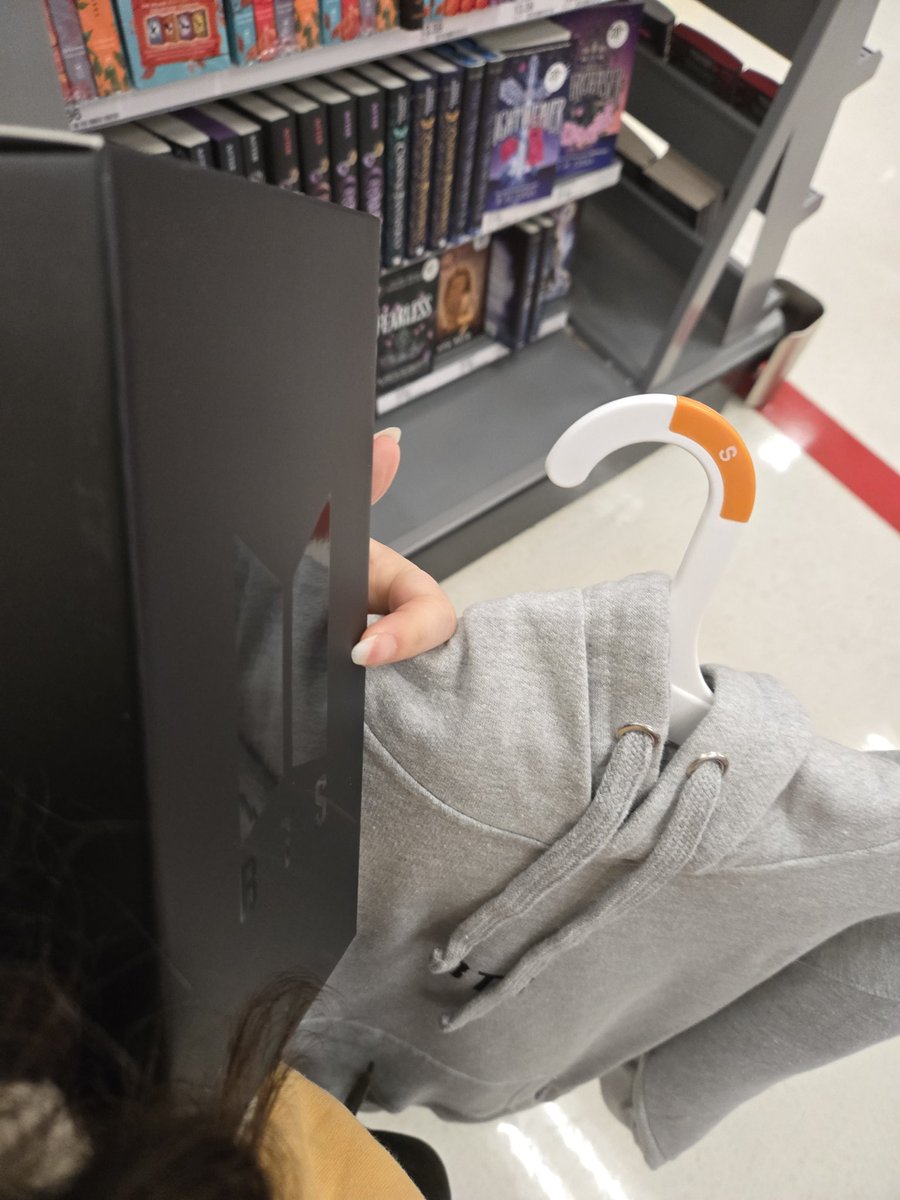 mia 💜 tweet media