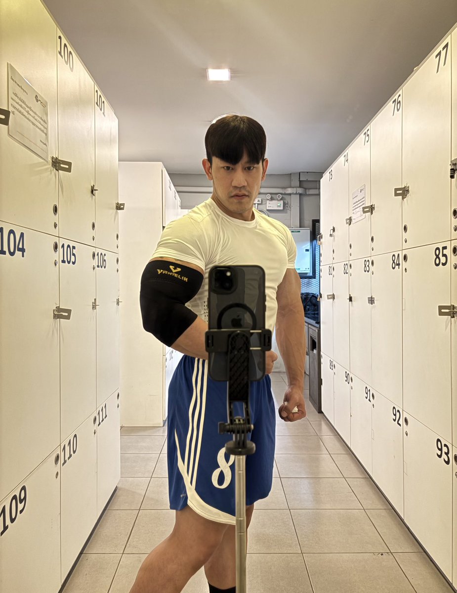 Army2027 tweet media