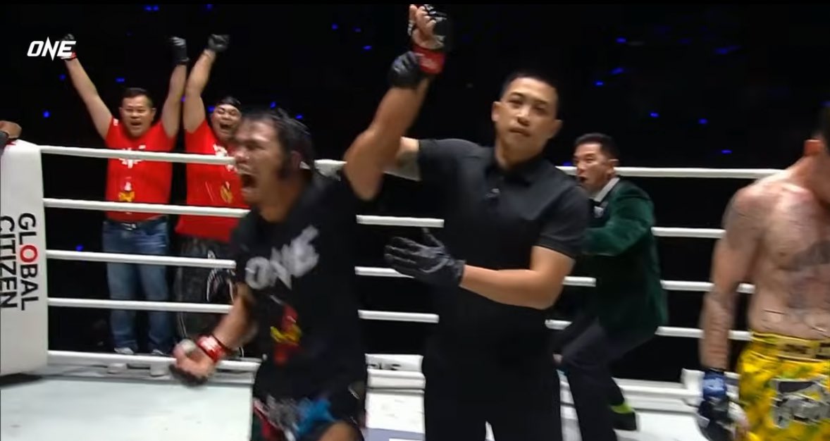 EsrMuayThai tweet media